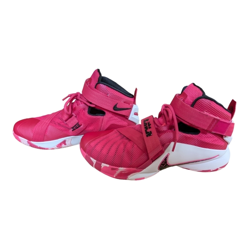 Nike Lebron Soldier "Think Pink" Sneakers Size 11 EUC